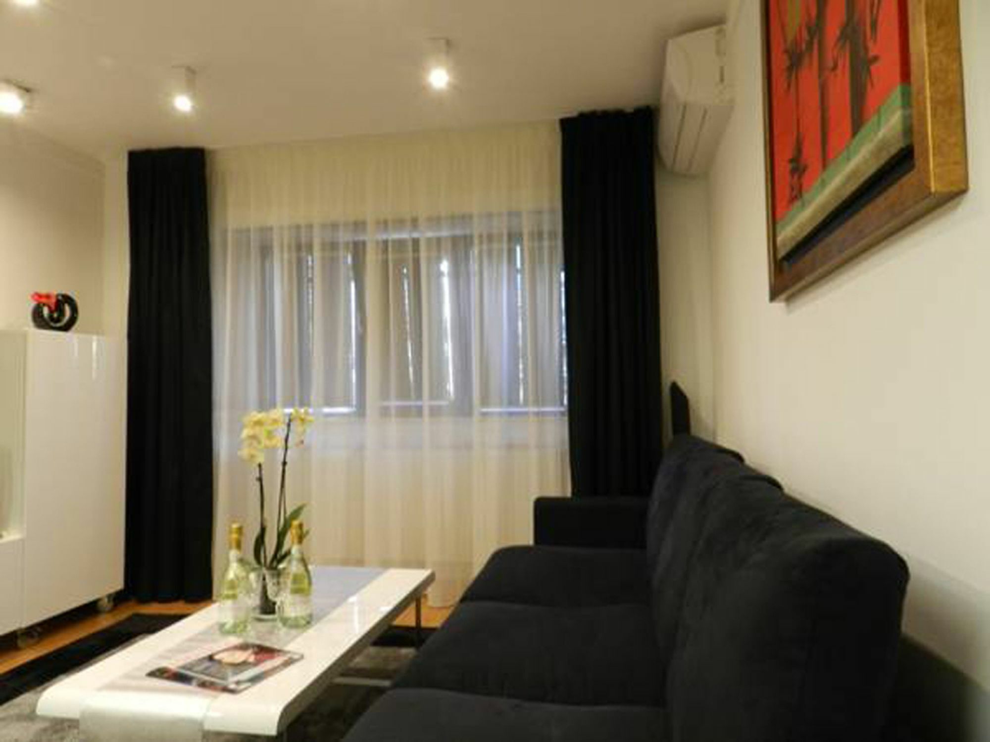 Mihail Cioranu Apartment بوخارست المظهر الخارجي الصورة